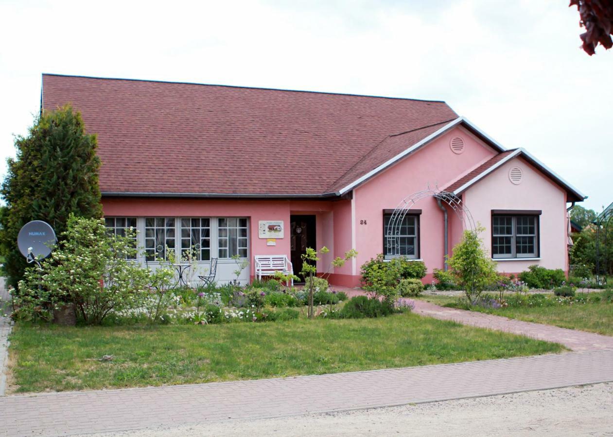 Ferienhaus Friedrichswalde ภายนอก รูปภาพ